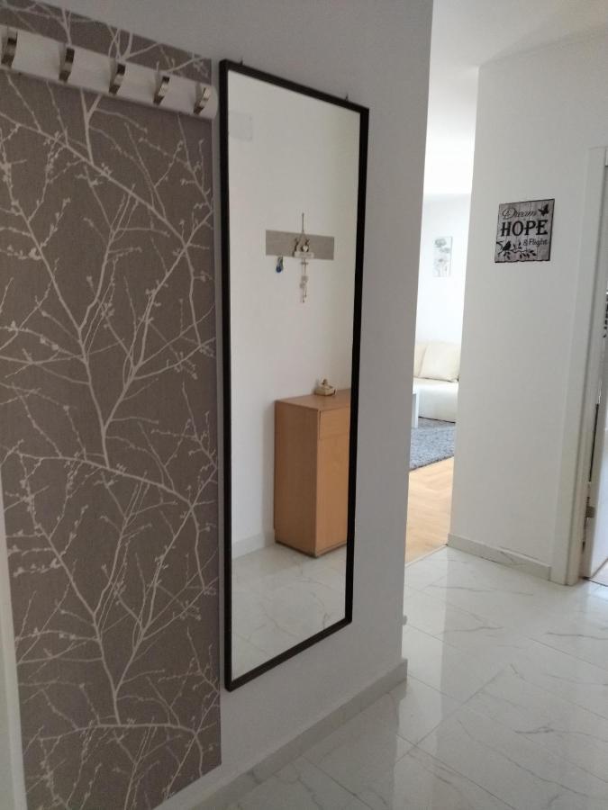 Apartman Gana Altina Lux بلغراد المظهر الخارجي الصورة
