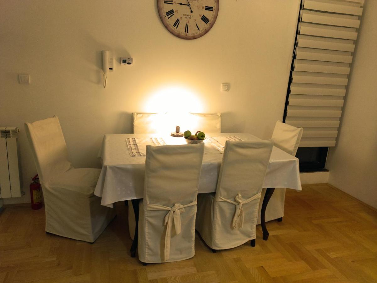 Apartman Gana Altina Lux بلغراد المظهر الخارجي الصورة